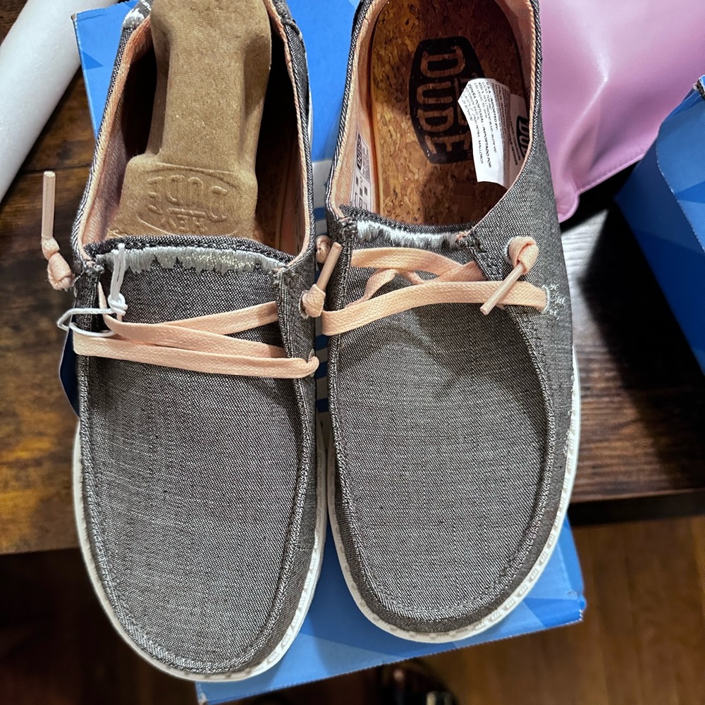 HEYDUDE
WOMENS WENDY BOHO SLIP ON SNEAKER